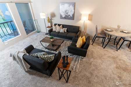 6234 138th Ave NE #203 Redmond, WA 98052