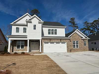 2709 Terri Creek Drive Fuquay Varina, NC 27526
