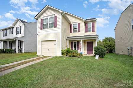 5722 Natick Dr Charlotte, NC 28214
