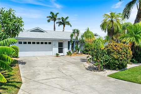1629 SE 40th Terrace Cape Coral, FL 33904