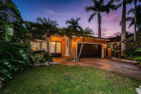 17717 Wall CIRCLE Redington Shores, FL 33708