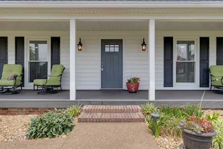 1718 Stop Thirty Rd Hendersonville, TN 37075