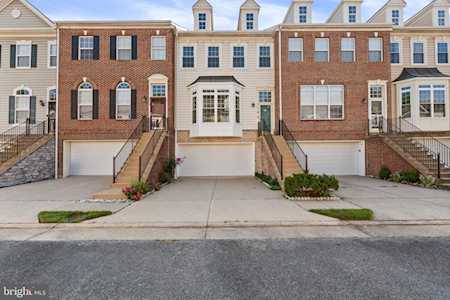 6141 Cinnamon Ct Alexandria, VA 22310