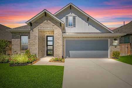 21330 Oakley Claremont Ct Magnolia, TX 77355