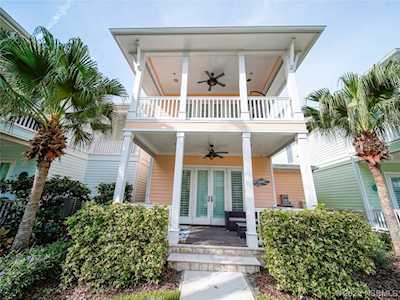 16 Old Feger Dr New Smyrna Beach, FL 32169