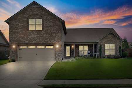 2017 Slayton Dr Spring Hill, TN 37174