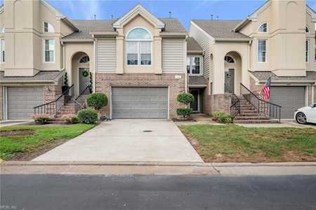 1085 Hanson Way Virginia Beach, VA 23454