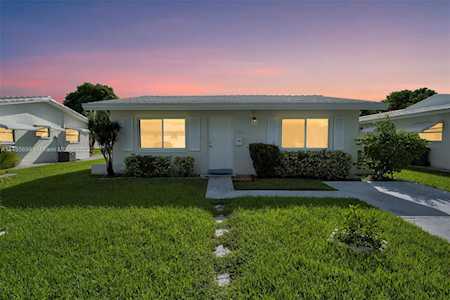 7002 NW 67th Ave Tamarac, FL 33321