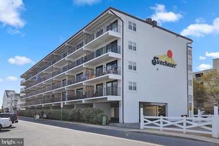 11 36th St #103 Ocean City, MD 21842