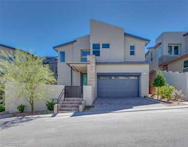 786 Carlon Hills Ave Las Vegas, NV 89138