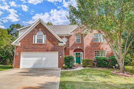 135 Grey Oak Ln Mooresville, NC 28117