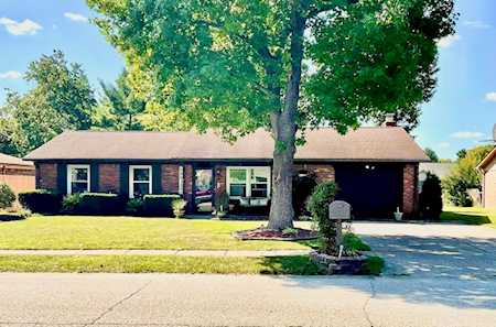 7604 Hearthstone Way Indianapolis, IN 46227
