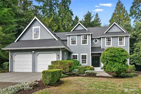 13235 Millstone Place NE Bainbridge Island, WA 98110