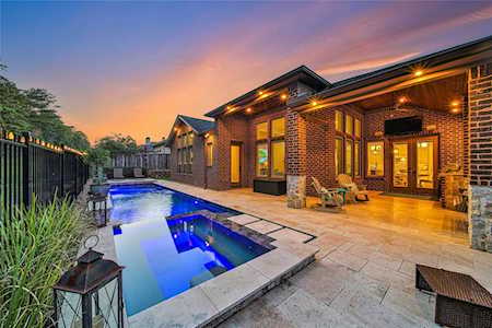 119 Timberfalls Dr Conroe, TX 77384