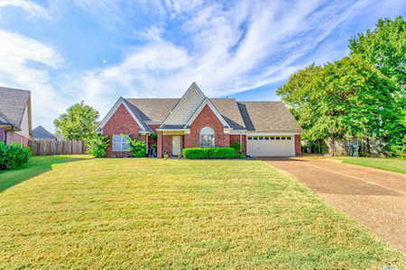 250 Saybrook Cv Collierville, TN 38017