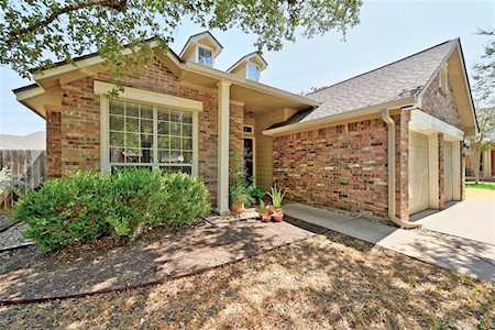 5804 John Blocker CT Austin, TX 78749