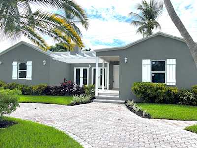 326 Monceaux Road West Palm Beach, FL 33405