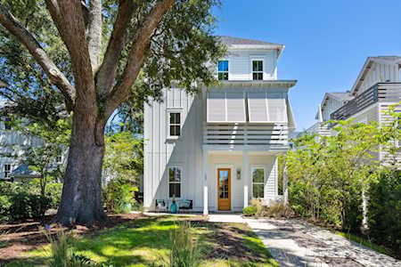 125 Bratton Circle Mount Pleasant, SC 29464