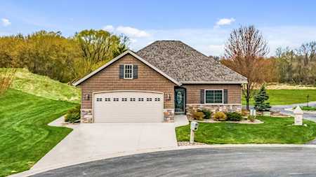 W6995 Brackenwood Ln Greenville, Village of Greenville, WI 54942