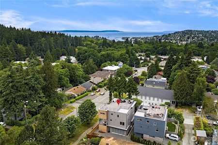 3319 W Elmore St Seattle, WA 98199