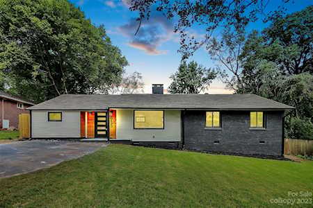 615 Manhasset Rd Charlotte, NC 28209