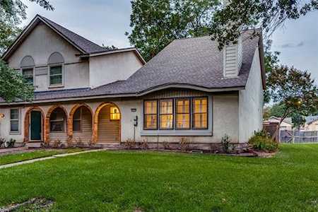 4832 Rollingwood Court Garland, TX 75043