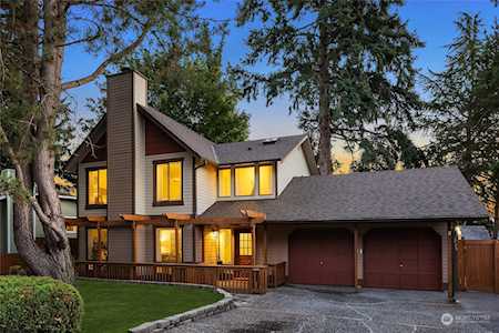 1735 211th Way NE Sammamish, WA 98074