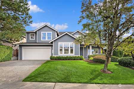 24005 SE 10th Ct Sammamish, WA 98075