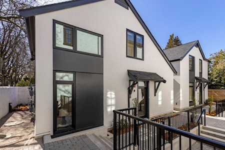 4923 Larch Street Vancouver, BC V6N 0C8
