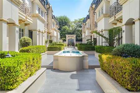968 S Marengo Ave #107 Pasadena, CA 91106