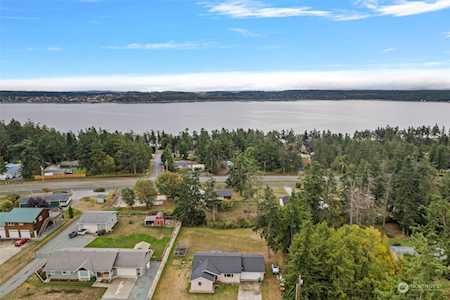1601 Stephen St Oak Harbor, WA 98277
