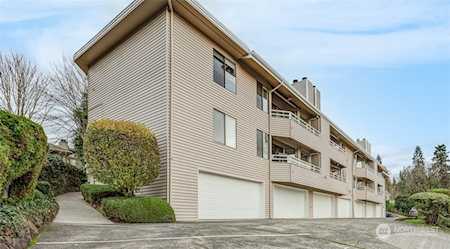 11430 99th Place NE #2 Kirkland, WA 98033
