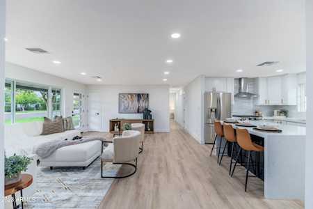 3035 E Montecito Avenue Phoenix, AZ 85016