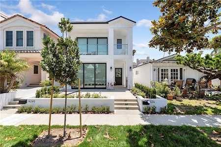 424 Fernleaf Ave Corona Del Mar, CA 92625