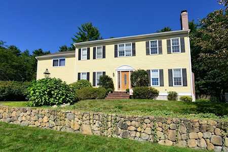 23 Millfarm Drive Mansfield, MA 02048