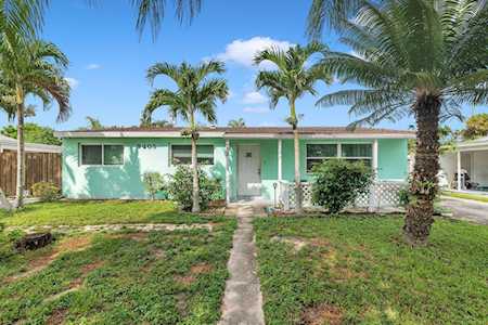 9405 Birmingham Drive Palm Beach Gardens, FL 33410