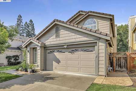 2310 Meadowlark Drive Pleasanton, CA 94566