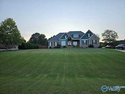 118 Coyote Creek Road Meridianville, AL 35759