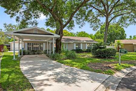 1203 Branda Vista Dr Brandon, FL 33510