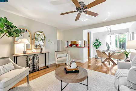 1470 Creekside Dr Walnut Creek, CA 94596