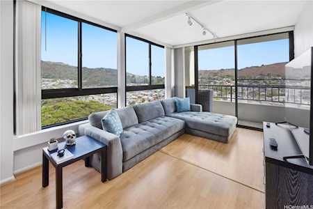 55 S Judd Street #1501 Honolulu, HI 96817