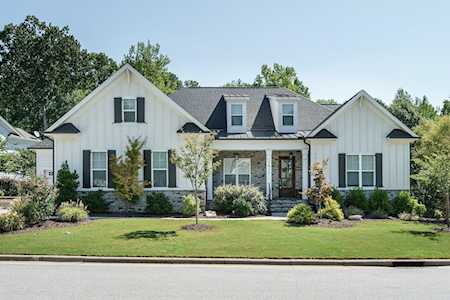3052 Colmar Manor Drive Cary, NC 27519