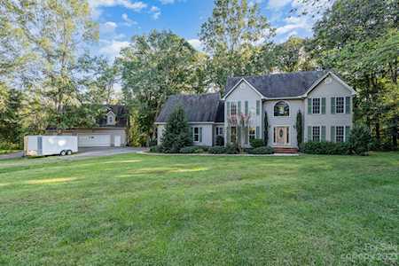236 Beracah Rd Mooresville, NC 28115