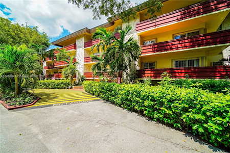 1205 Mariposa Ave #422 Coral Gables, FL 33146