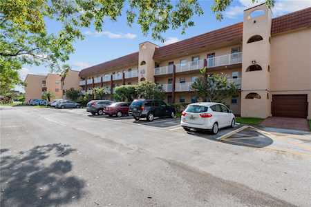 2741 N Pine Island Rd #103 Sunrise, FL 33322
