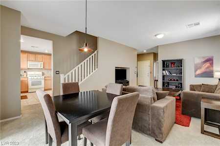 6876 Bronze Meadow Ave Las Vegas, NV 89122