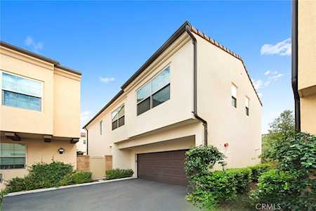 182 Quiet Grove Irvine, CA 92618
