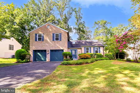 9229 Lake Braddock Dr Burke, VA 22015