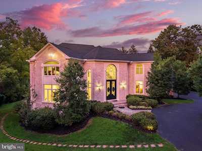 1139 Towlston Rd Mclean, VA 22102