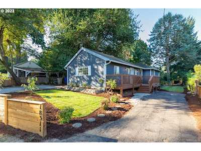18311 SE Addie ST Milwaukie, OR 97267